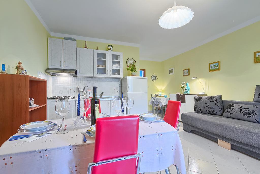 Apartments Valoda Nedescina Екстер'єр фото