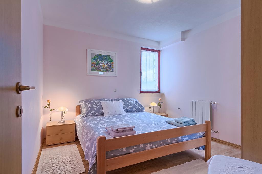 Apartments Valoda Nedescina Екстер'єр фото