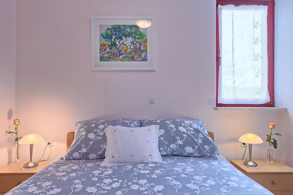 Apartments Valoda Nedescina Екстер'єр фото