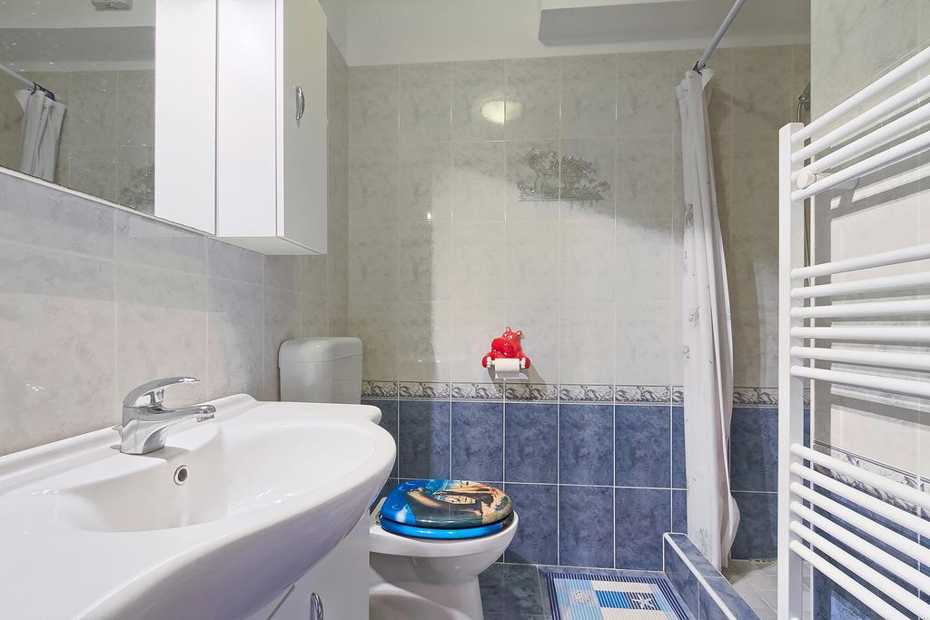 Apartments Valoda Nedescina Екстер'єр фото