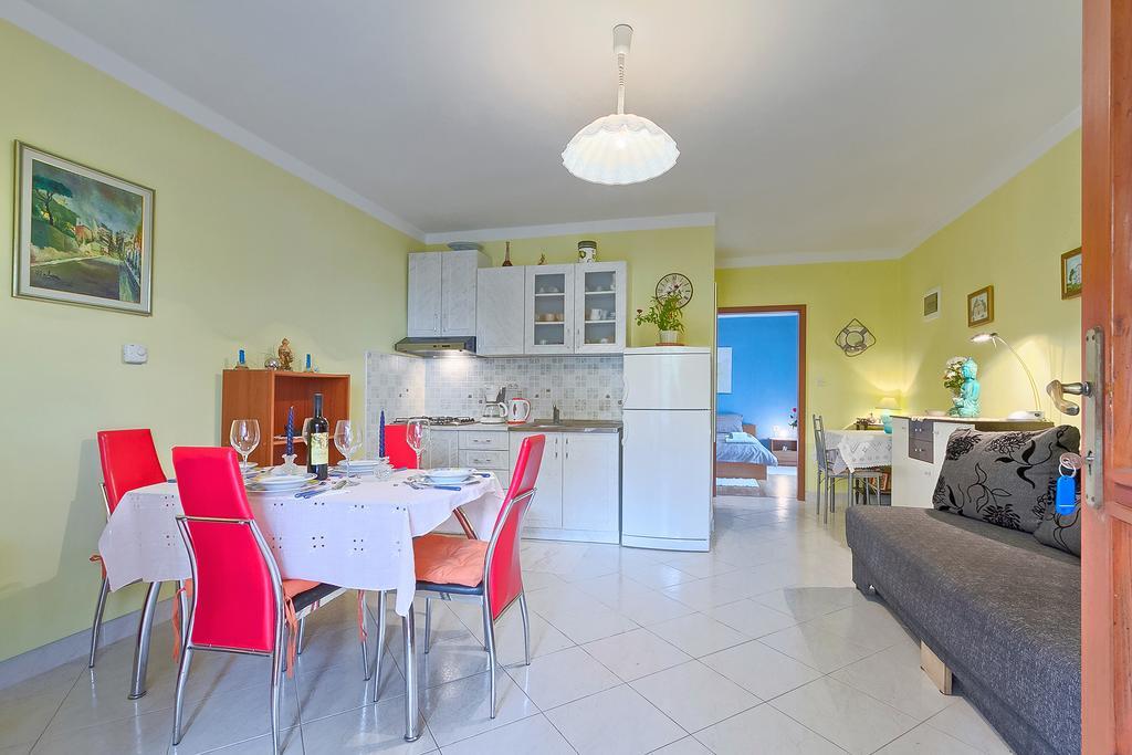 Apartments Valoda Nedescina Екстер'єр фото
