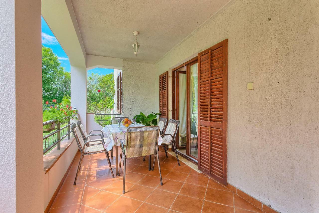 Apartments Valoda Nedescina Екстер'єр фото