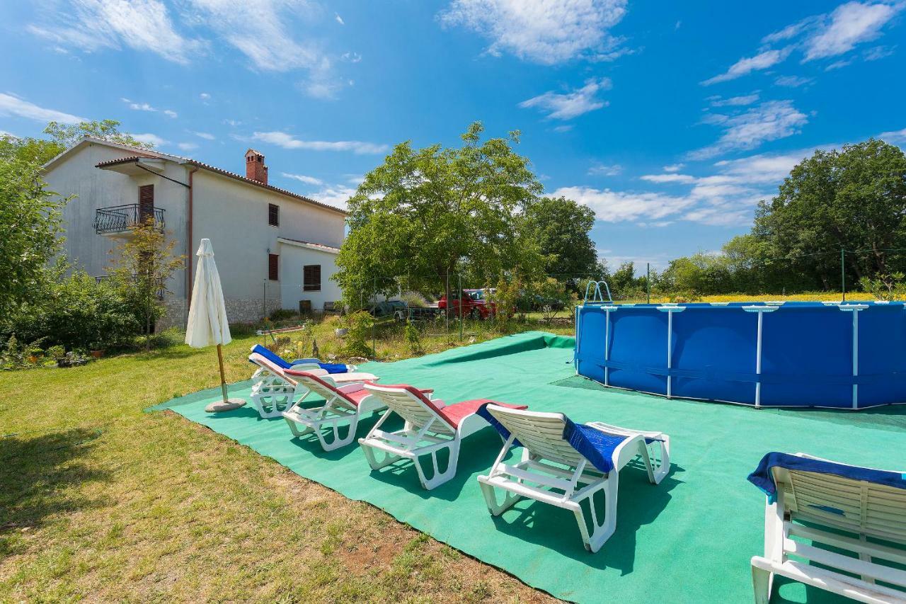 Apartments Valoda Nedescina Екстер'єр фото